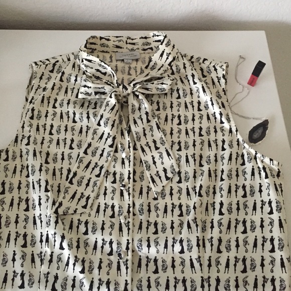 Tahari - Black & White Silk Tie Top - Picture 1 of 3